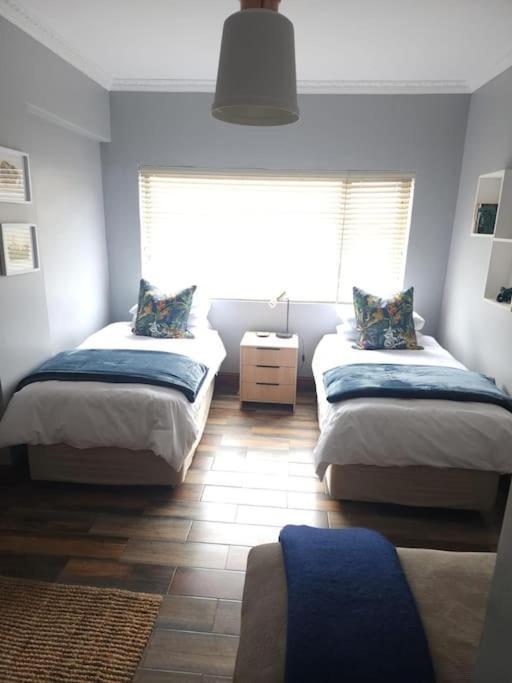 Cape Town, Sea Point, Beautiful 2 Bedroom Apartment @Tucked Away المظهر الخارجي الصورة
